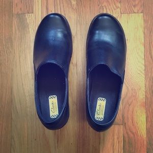 Clarks Grasp Chime Work Slip-On Clog, Black, 10